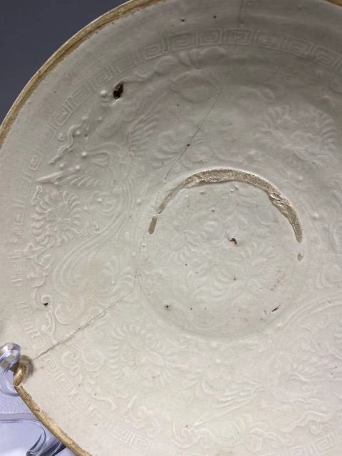 古玩陶瓷定窯模印鳳凰菊花回字紋淺碗拍賣，當(dāng)前價格4000元