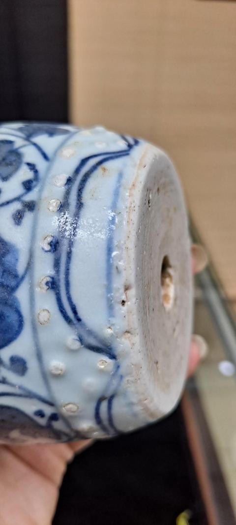 古玩陶瓷乾隆纏枝花卉紋青花香墩拍賣,當前價格4500元