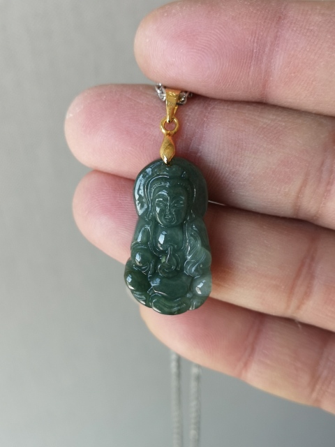 古玩玉器翡翠觀音拍賣,當前價格260元