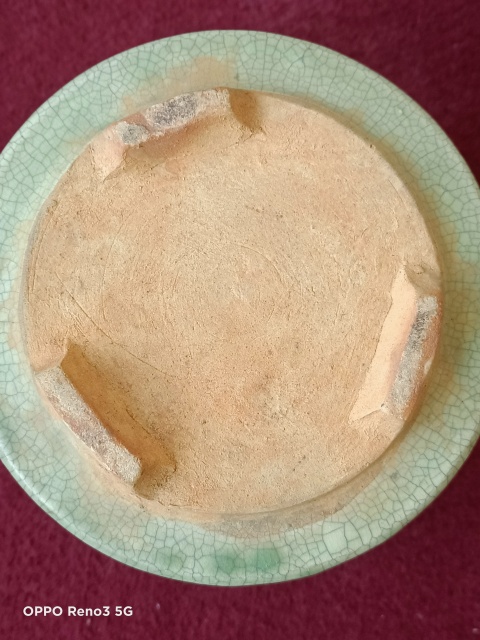 古玩陶瓷漳州窯哥釉三足筒式香爐拍賣，當前價格3800元