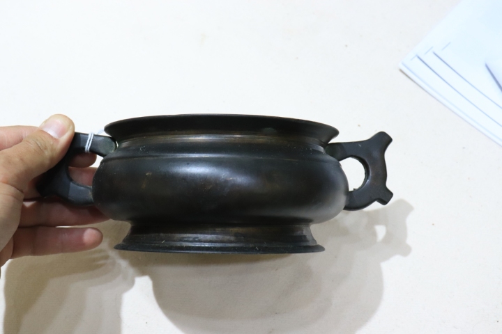 古玩銅器爐子拍賣(mài)，當(dāng)前價(jià)格16000元