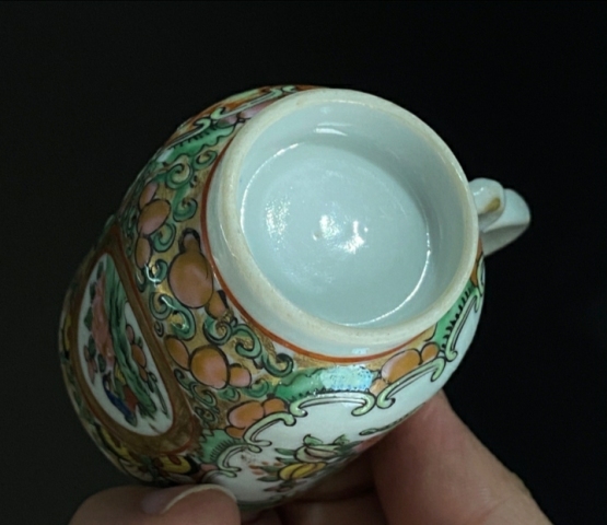 古玩陶瓷人物紋廣彩執杯拍賣，當前價格1698元