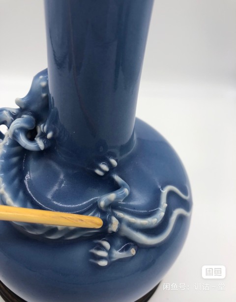 2106 古美術  大清雍正年製銘　天藍釉　花鳥紋橄欖瓶　珍蔵品　時代物 2106 古美術 大清雍正年製銘 天藍釉 花鳥紋橄欖瓶 珍蔵品 時代物