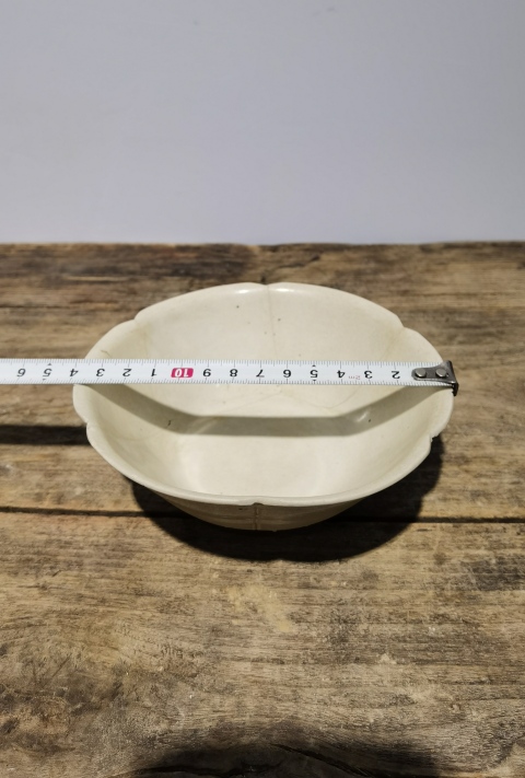 古玩陶瓷宋代定窯花口碗拍賣,當前價格2800元