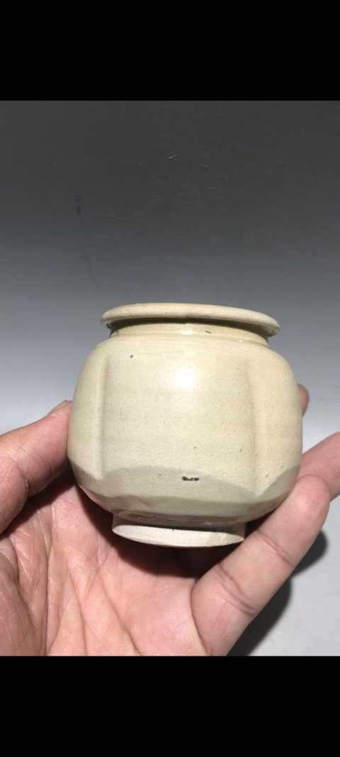 古玩陶瓷【宋代】瓜楞罐拍賣，當前價格2999元