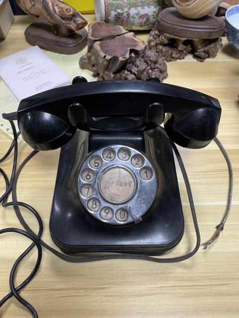 電話機(jī)子 （1963年）拍賣，當(dāng)前價格390元