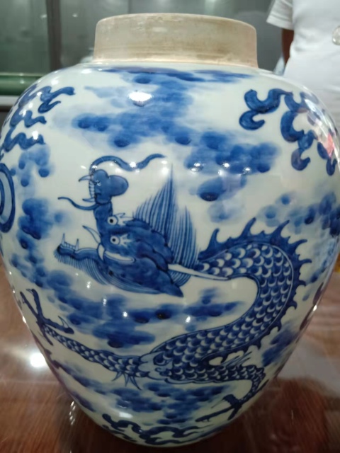 古玩陶瓷順治青花云龍三現(xiàn)大罐拍賣，當前價格22000元