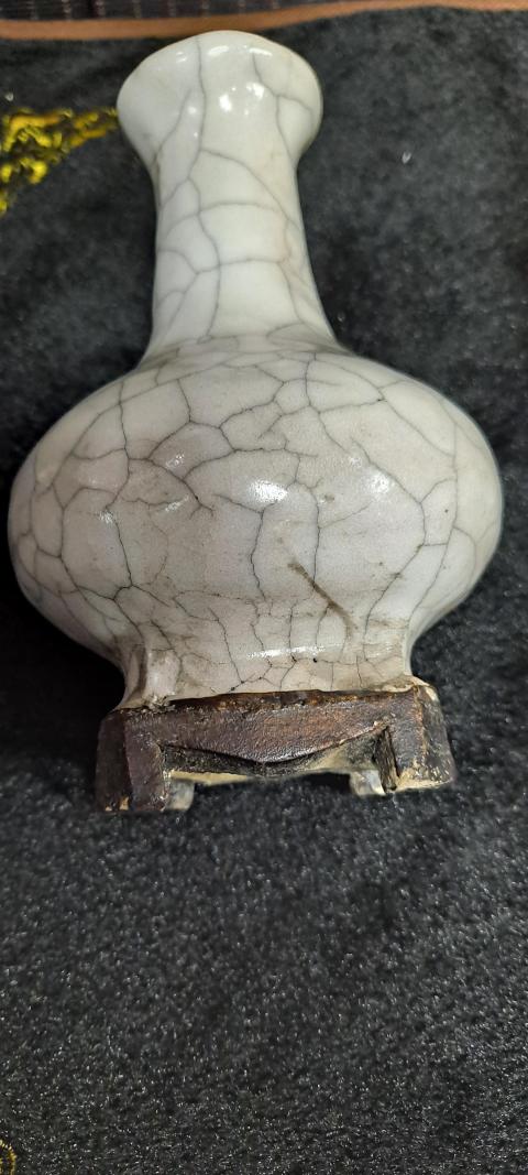 古玩陶瓷哥釉連坐香瓶拍賣，當前價格2200元