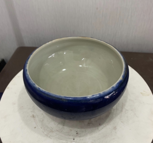 古玩陶瓷清中期霽藍釉三乳足缽式香爐拍賣，當(dāng)前價格3888元