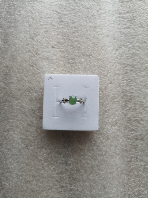 古玩玉器翡翠戒指拍賣，當前價格150元