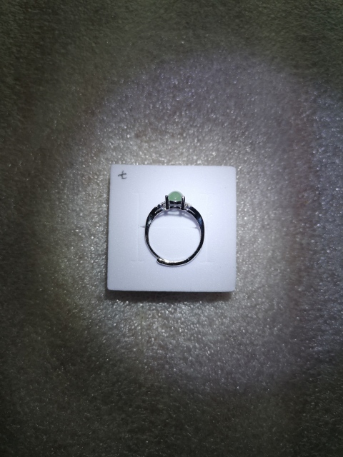 古玩玉器翡翠戒指拍賣,當前價格128元