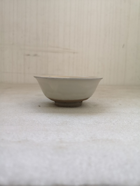 古玩陶瓷磁州窯白釉碗拍賣,當前價格680元