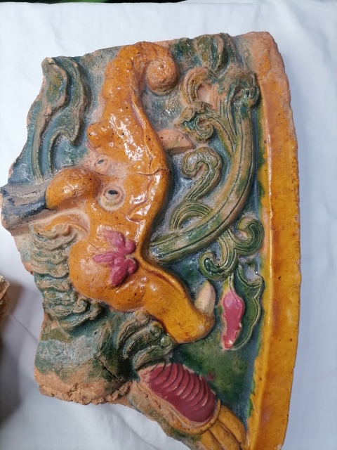 古玩陶瓷明代?大報恩寺三彩標本(國寶檔案大報恩寺拱門)拍賣,當前價格28000元