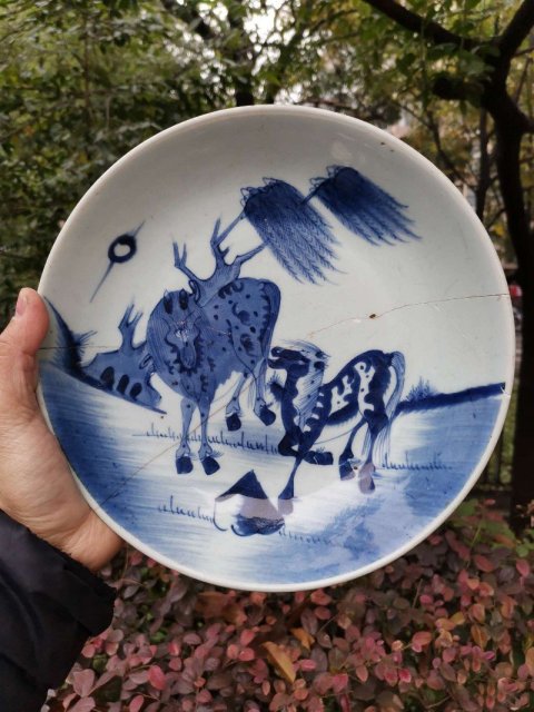 古玩陶瓷5295】清雍正  青花柳蔭雙駿圖盤拍賣，當前價格5800元