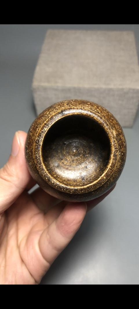 古玩陶瓷【宋代】醬釉茶入拍賣,當前價格1元