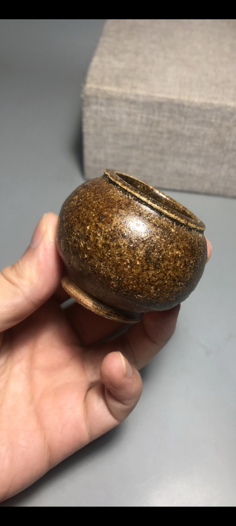 古玩陶瓷【宋代】醬釉茶入拍賣,當前價格1元