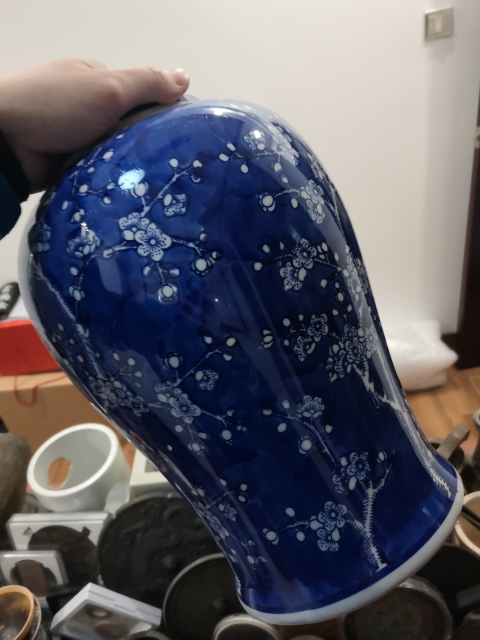 古玩陶瓷青花留白梅紋將軍罐拍賣，當前價格7600元