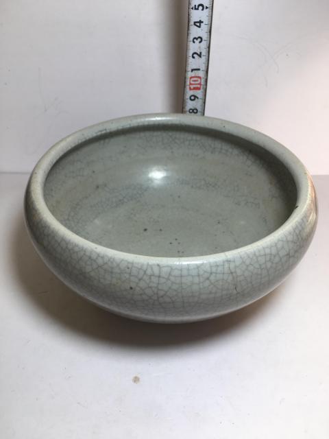 古玩陶瓷哥釉三足香爐拍賣,當前價格1元