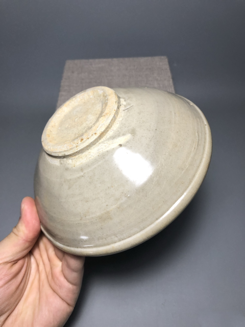 古玩陶瓷【宋代】景德鎮窯影青釉唇口碗【估價大幾千元】拍賣，當前價格1元