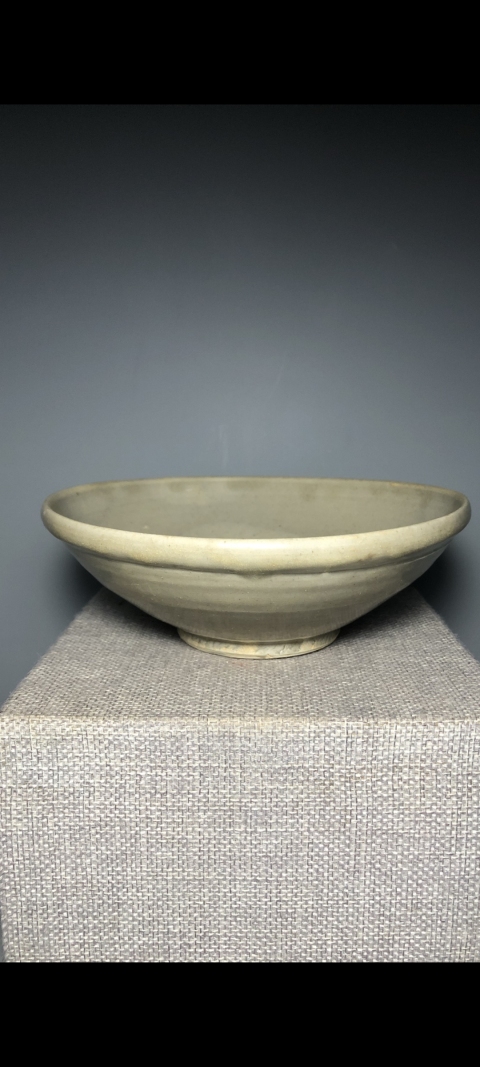 古玩陶瓷【宋代】景德鎮窯影青釉唇口碗【估價大幾千元】拍賣，當前價格1元