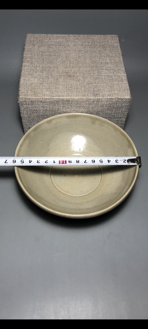古玩陶瓷【宋代】景德鎮窯影青釉唇口碗【估價大幾千元】拍賣，當前價格1元