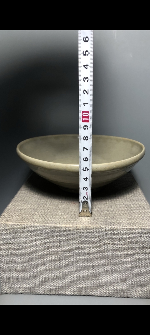 古玩陶瓷【宋代】景德鎮窯影青釉唇口碗【估價大幾千元】拍賣，當前價格1元
