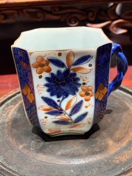古玩陶瓷青花礬紅加彩杯盤拍賣,當(dāng)前價(jià)格480元