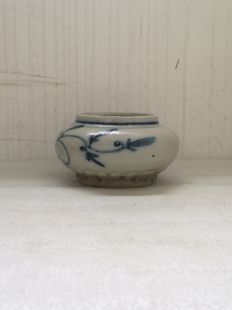 古玩陶瓷磁州窯青花花卉紋水盂拍賣,當前價格450元
