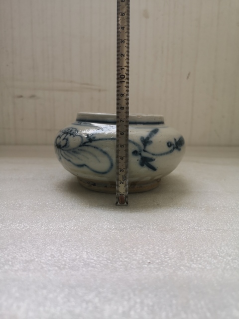 古玩陶瓷磁州窯青花花卉紋水盂拍賣,當前價格450元