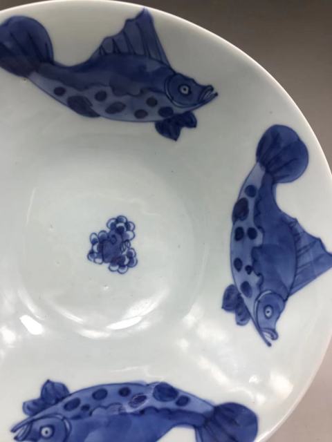 古玩陶瓷魚紋青花碗拍賣,當(dāng)前價格9800元