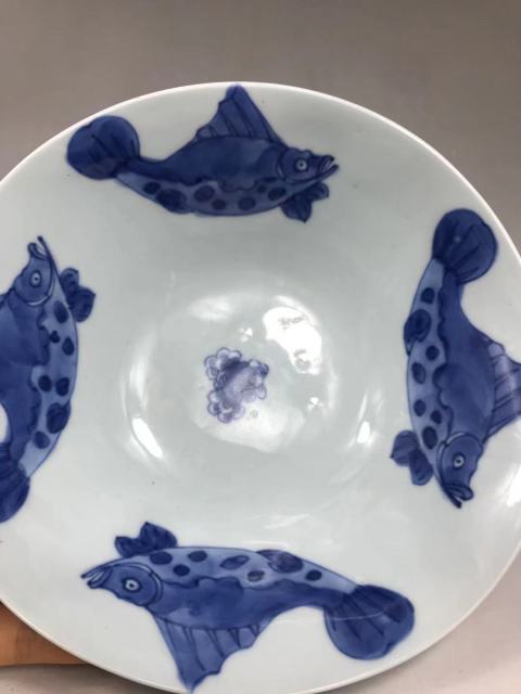 古玩陶瓷魚紋青花碗拍賣,當(dāng)前價格9800元
