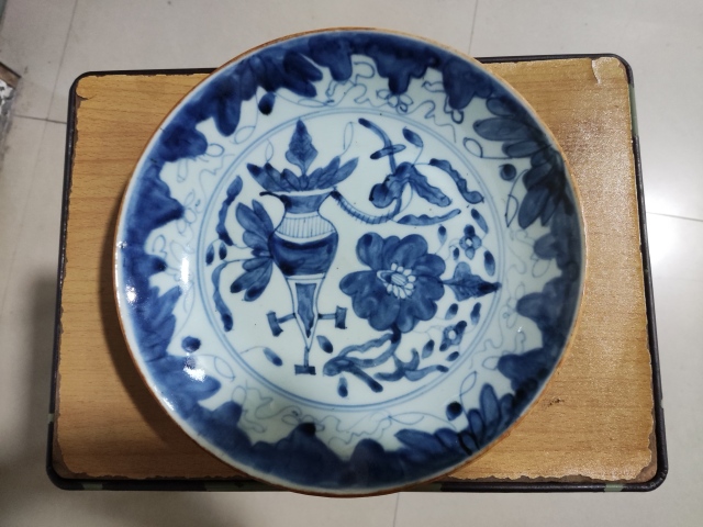 古玩陶瓷德化窯博古圖青花盤拍賣,當前價格1288元