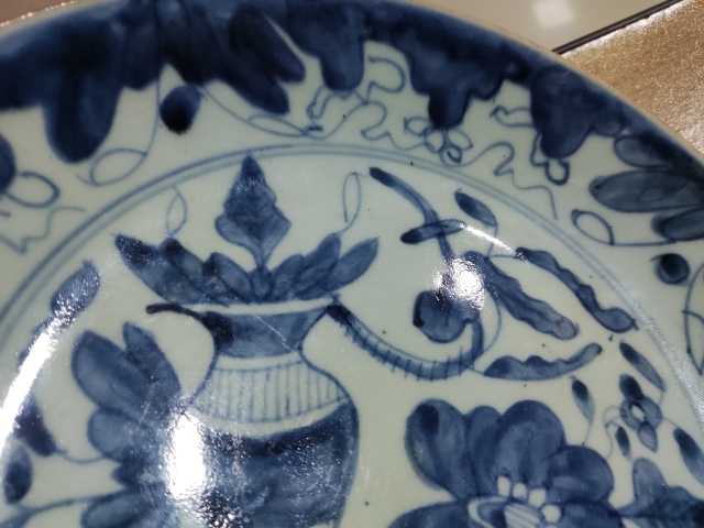 古玩陶瓷德化窯博古圖青花盤拍賣,當前價格1288元