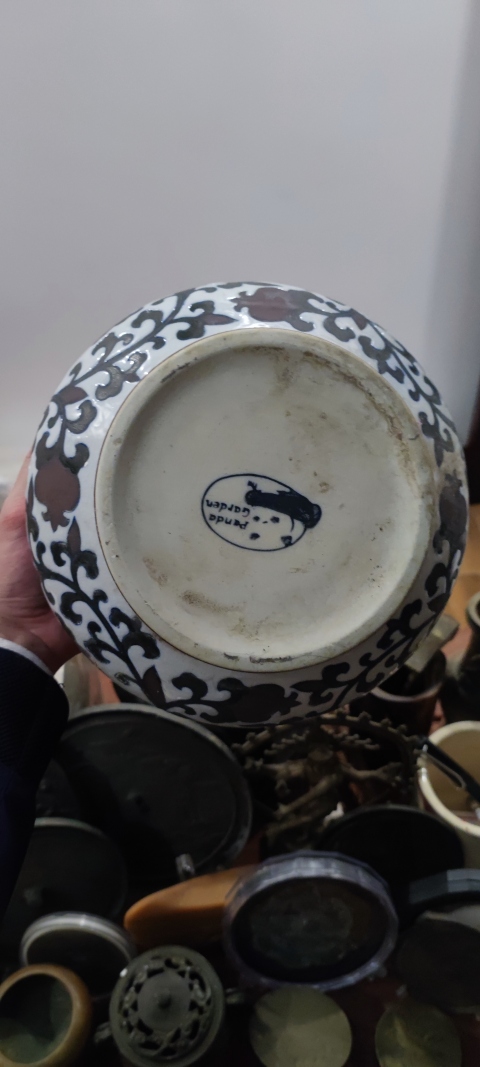 古玩陶瓷花卉紋香爐拍賣，當前價格199元