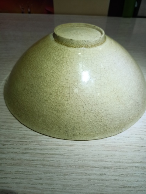 古玩陶瓷【南宋精品】青白釉劃花碗【頂級玻璃釉】【估價大幾千元】拍賣，當前價格2999元