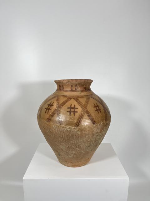 古玩陶瓷馬家窯油光鐵彩井字紋彩陶罐拍賣,當前價格45000元