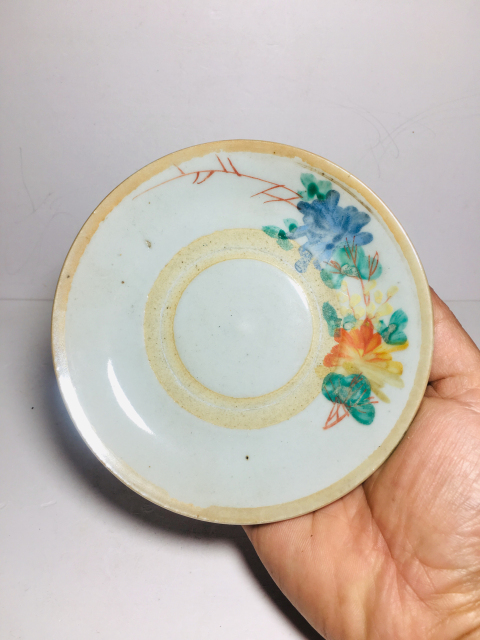 古玩陶瓷花卉紋托盤拍賣，當前價格69元