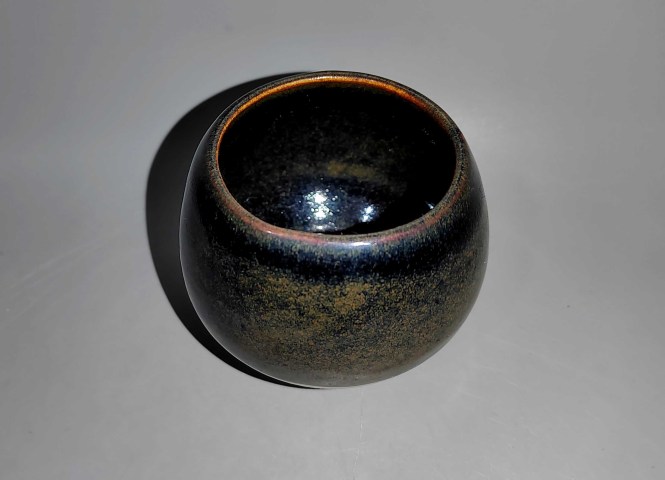 古玩陶瓷精美民國黑釉窯變雞心罐拍賣，當前價格400元