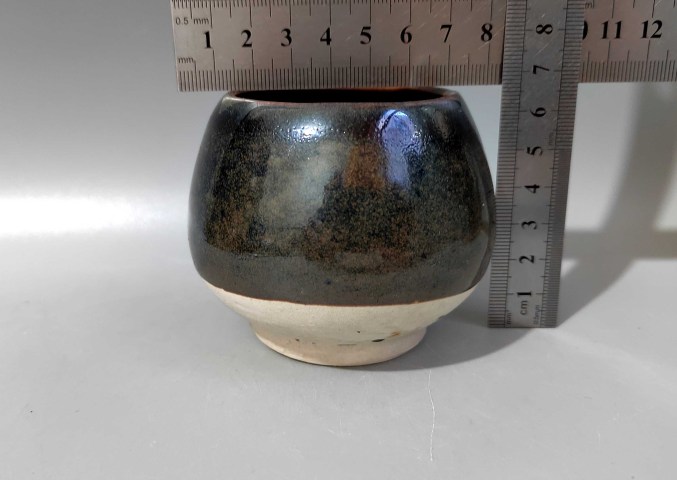 古玩陶瓷精美民國黑釉窯變雞心罐拍賣，當前價格400元