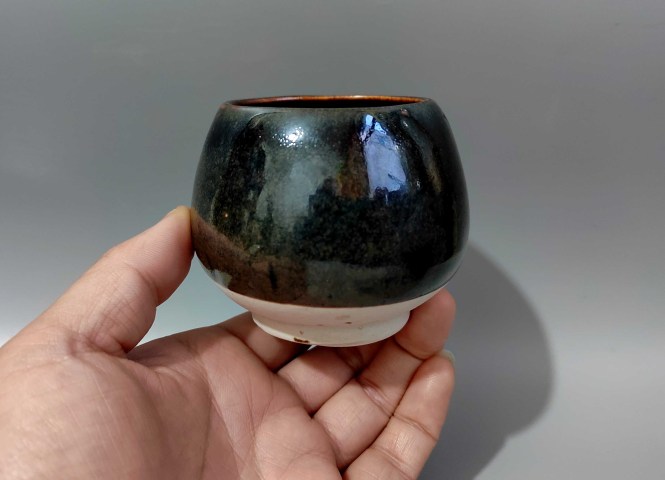 古玩陶瓷精美民國黑釉窯變雞心罐拍賣，當前價格400元