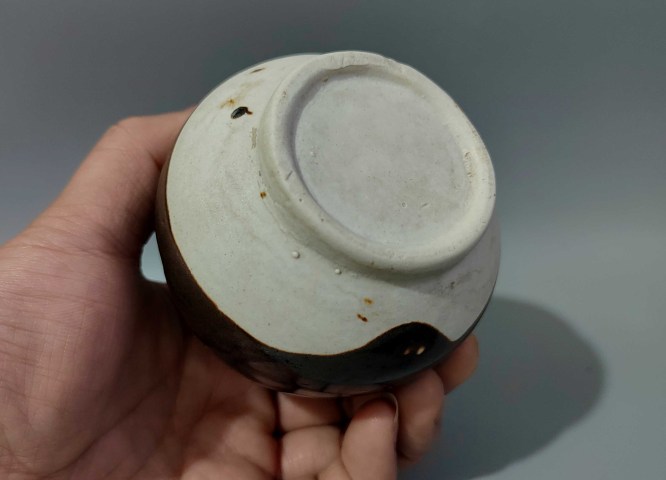 古玩陶瓷精美民國黑釉窯變雞心罐拍賣，當前價格400元