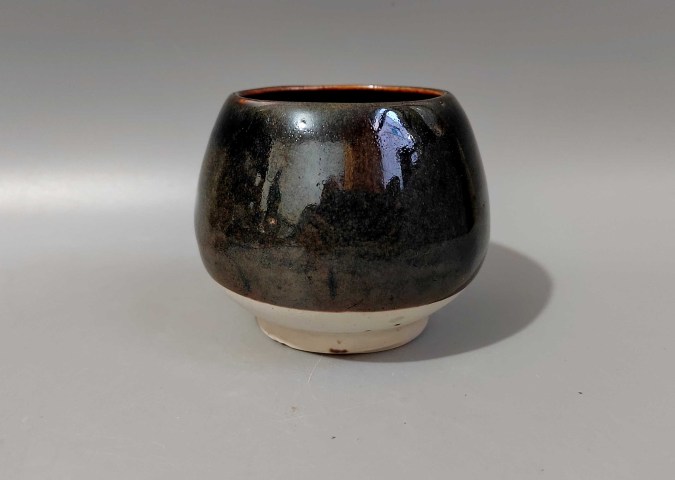 古玩陶瓷精美民國黑釉窯變雞心罐拍賣，當前價格400元