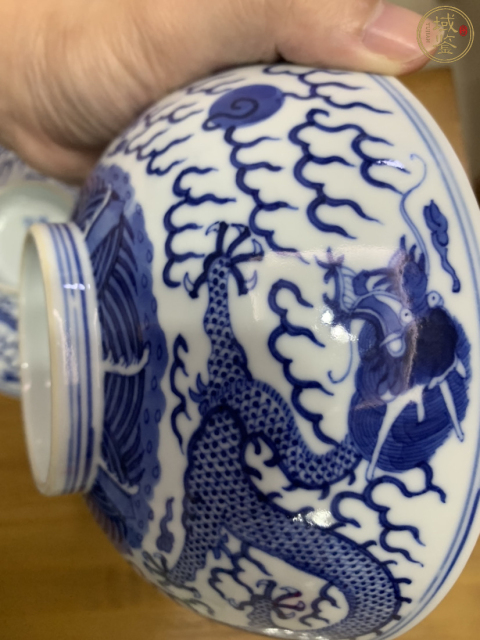 古玩陶瓷清光緒 青花趕珠龍紋大蓋碗（官）拍賣，當前價格45000元