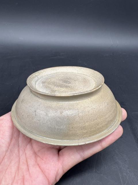 古玩陶瓷唐：瓷母越窯折沿洗拍賣，當前價格1060000元