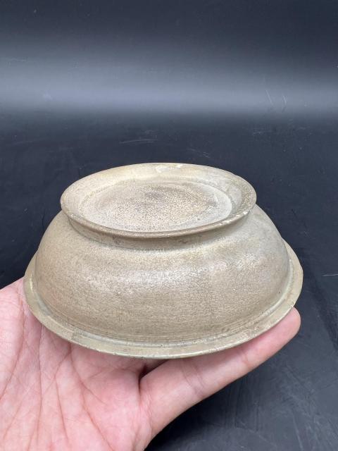 古玩陶瓷唐：瓷母越窯折沿洗拍賣，當前價格1060000元