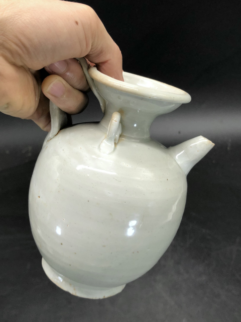 古玩陶瓷晚唐~宋青白釉雙系執(zhí)壺拍賣(mài),當(dāng)前價(jià)格10800元