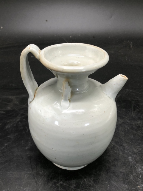 古玩陶瓷晚唐~宋青白釉雙系執(zhí)壺拍賣(mài),當(dāng)前價(jià)格10800元
