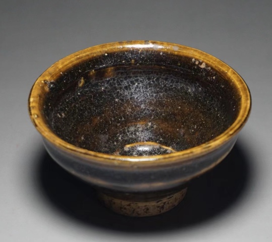 古玩陶瓷吉州窯醬釉束口盞拍賣，當前價格1680元
