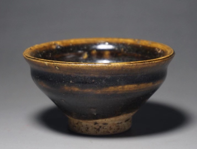 古玩陶瓷吉州窯醬釉束口盞拍賣，當前價格1680元