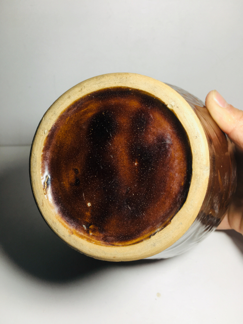 古玩陶瓷民國醬釉四系梅瓶拍賣,當前價格0元